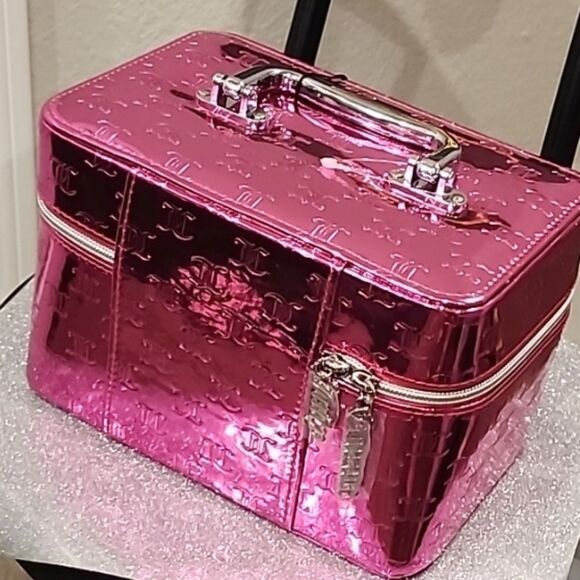 Juicy Couture Iridescent JC Logo Travel Cosmetic Traincase - Picture 6 of 8